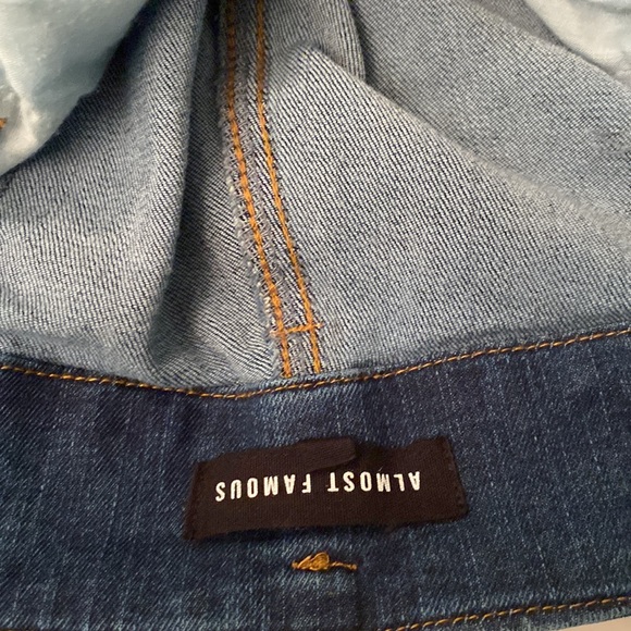 3 pairs of jeans NWOT - Picture 7 of 10